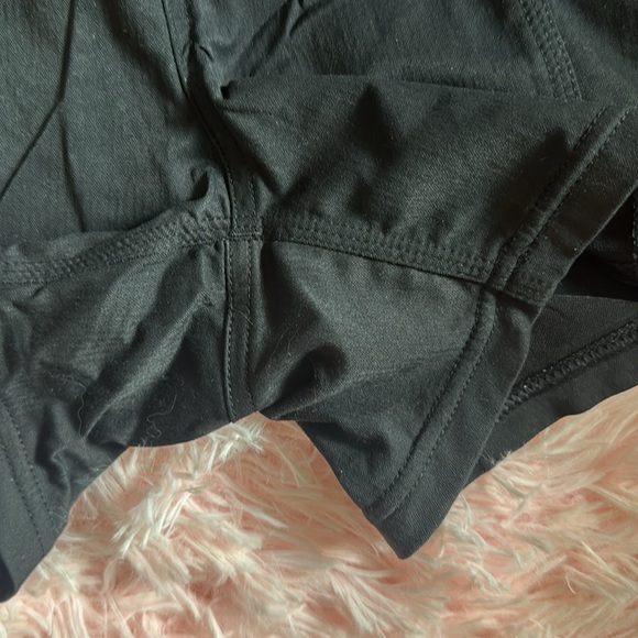 The North Face black shorts size medium elastic waist - Picture 3 of 5